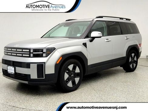 Used 2025 Hyundai Santa Fe SEL AWD/4WD image 1