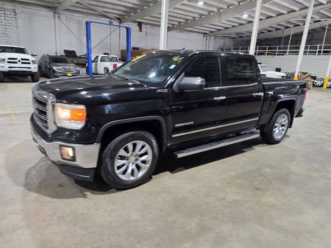 Used 2014 GMC Sierra 1500 SLT AWD/4WD image 1