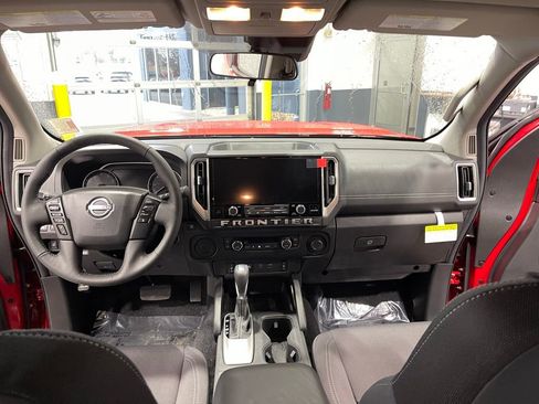 New 2026 Nissan Frontier SV w/ SV Convenience Package RWD image 9