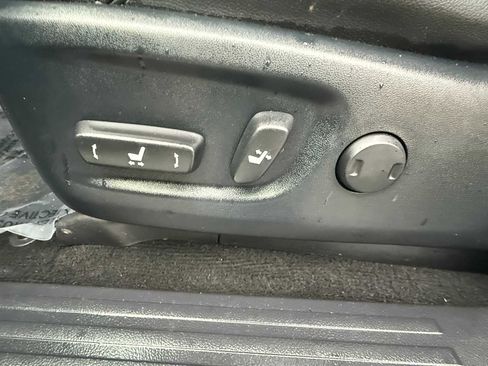 Used 2022 Toyota 4Runner SR5 Premium image 17