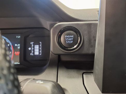 Used 2025 Toyota Tacoma SR image 16