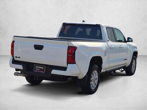 Certified 2026 Toyota Tacoma SR5 AWD/4WD image 5