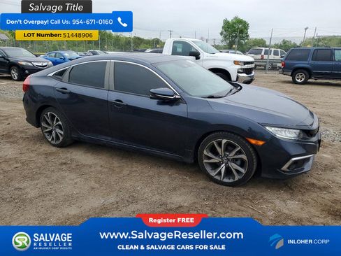 Used 2019 Honda Civic Touring image 5