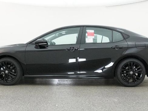 New 2026 Toyota Camry SE image 22