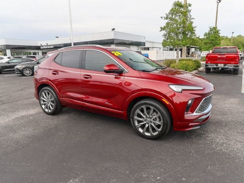 Used 2024 Buick Encore GX Avenir w/ Avenir Technology Package FWD image 12