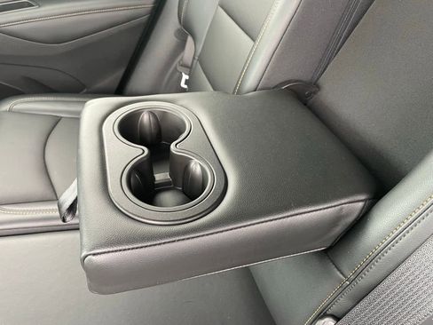 Used 2018 Chevrolet Equinox Premier image 52