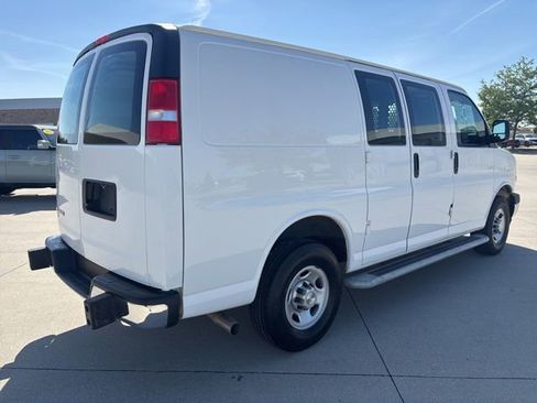 Used 2024 Chevrolet Express 2500 w/ Driver Convenience Package RWD image 24