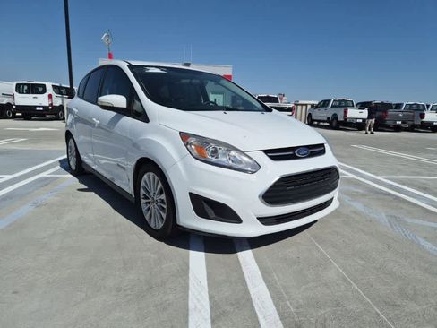 Used 2017 Ford C-MAX SE w/ Cargo Management Package FWD image 7