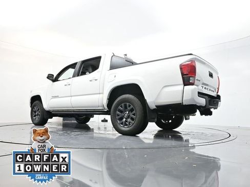 Used 2023 Toyota Tacoma SR5 w/ Technology Package image 34