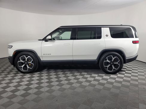 Used 2023 Rivian R1S Adventure AWD/4WD image 2