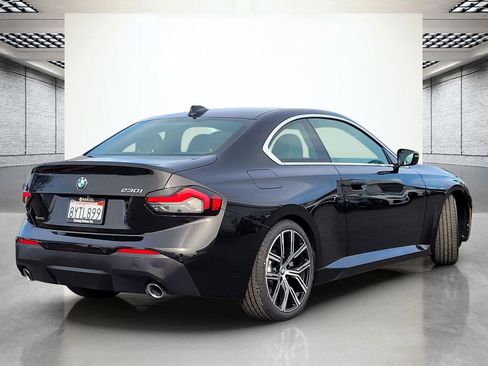 Certified 2022 BMW 230i Coupe w/ Convenience Package image 7