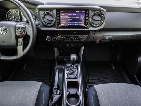 Used 2020 Toyota Tacoma TRD Sport image 24