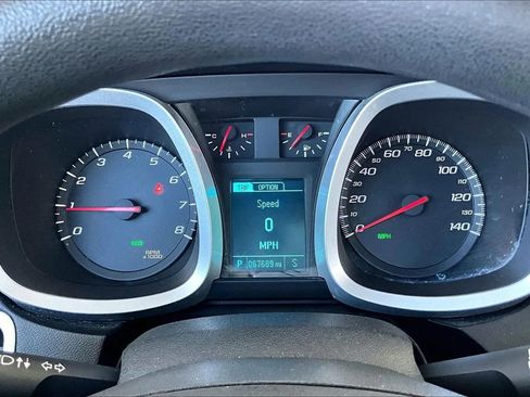 Used 2016 Chevrolet Equinox LS FWD image 12