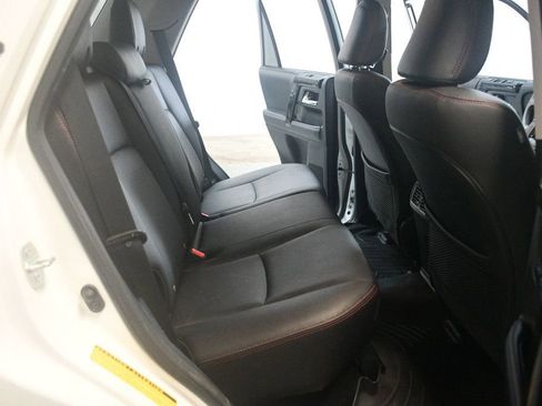 Used 2020 Toyota 4Runner TRD Off-Road Premium w/ Moonroof Package AWD/4WD image 39