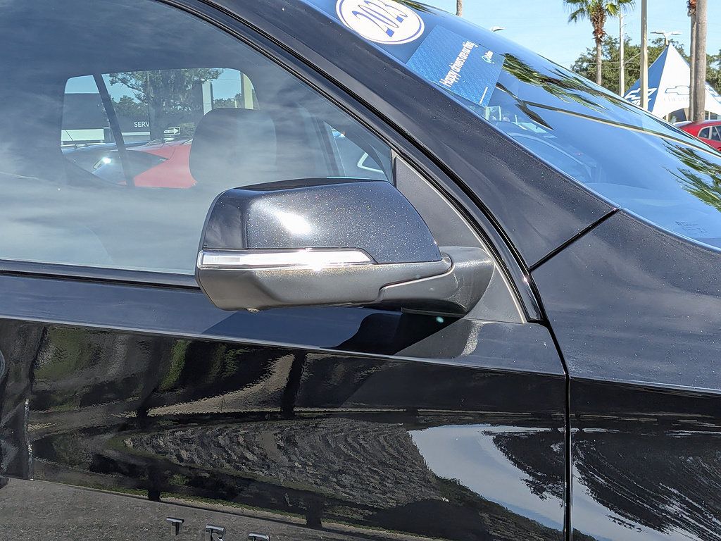 Used 2023 Chevrolet Traverse RS AWD/4WD image 40
