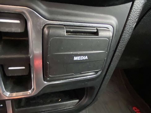 Used 2021 Jeep Wrangler Unlimited Rubicon image 24