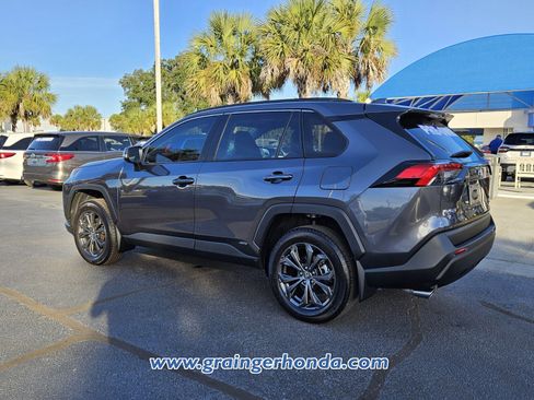 Used 2024 Toyota RAV4 XLE Premium image 3