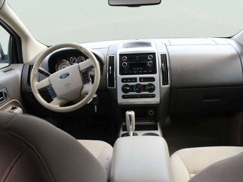 Used 2010 Ford Edge SEL FWD image 8