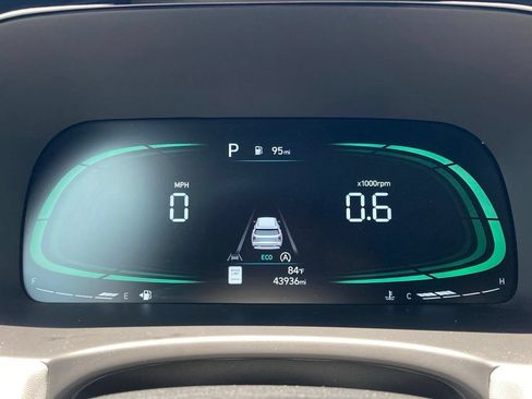 Used 2025 Hyundai Palisade SEL FWD image 16