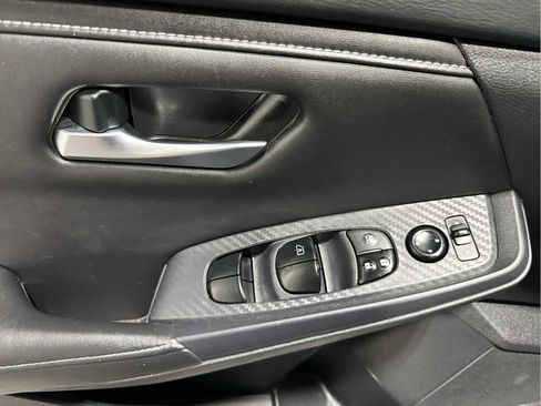 Used 2024 Nissan Sentra SV image 10