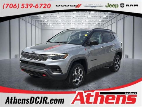 Certified 2022 Jeep Compass Trailhawk w/ Trailhawk Elite Group image 1