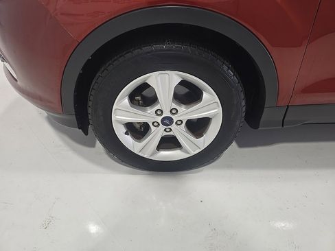 Used 2015 Ford Escape SE image 4