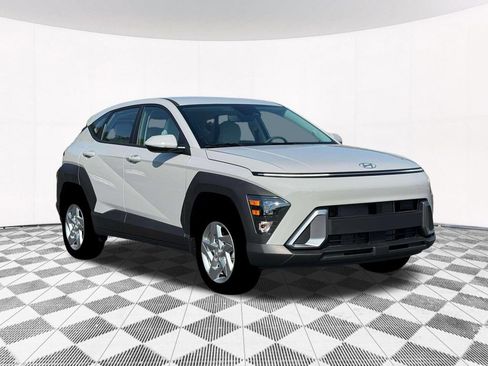 New 2026 Hyundai Kona SE AWD/4WD image 17