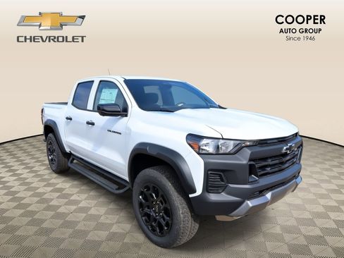 New 2026 Chevrolet Colorado Trail Boss AWD/4WD image 1