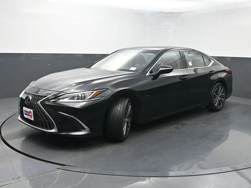 Used 2024 Lexus ES 350 w/ Premium Package image 24