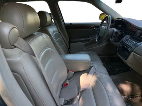 Used 2000 Cadillac De Ville w/ Comfort/Convenience Pkg FWD image 18