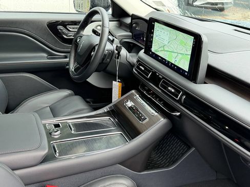New 2026 Lincoln Aviator Reserve w/ Luxury Package AWD/4WD image 18