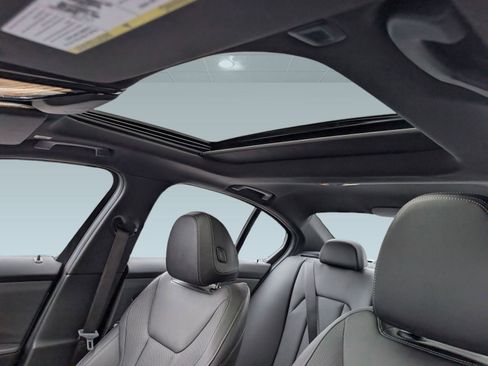 Used 2025 BMW 330i Sedan image 15