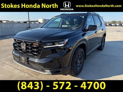 Used 2025 Honda Pilot TrailSport