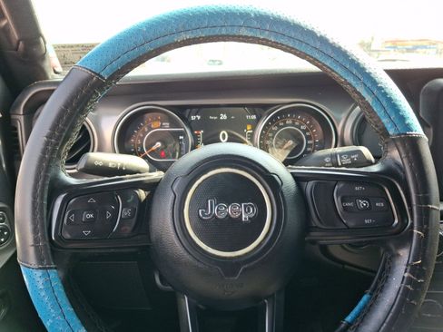 Used 2021 Jeep Wrangler Unlimited Sport image 18