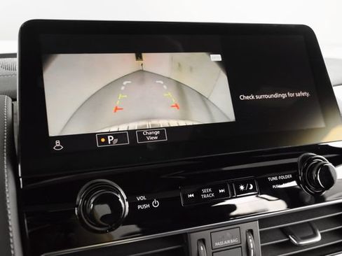 Used 2023 INFINITI QX80 Sensory AWD/4WD image 29