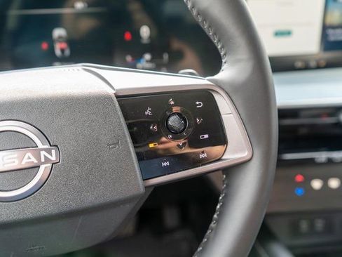 Certified 2025 Nissan Murano SL w/ Cargo Package image 33