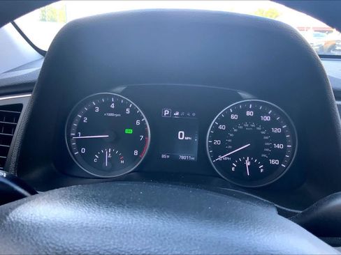 Used 2018 Hyundai Elantra SEL FWD image 26