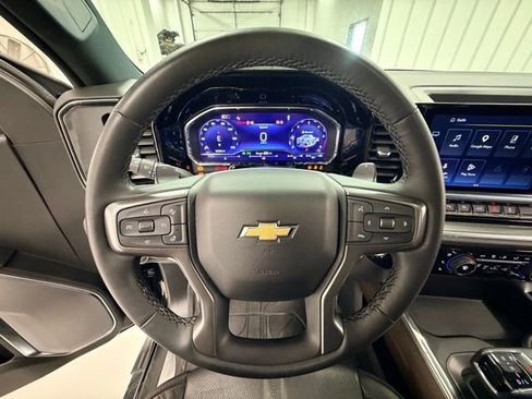Certified 2024 Chevrolet Silverado 1500 High Country w/ High Country Premium Package AWD/4WD image 11