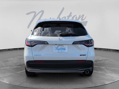 Certified 2024 Honda HR-V Sport image 7