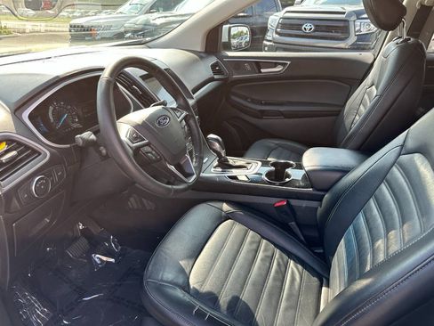 Used 2016 Ford Edge SEL w/ Equipment Group 201A AWD/4WD image 9