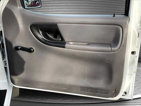 Used 2002 Ford Ranger XL image 26