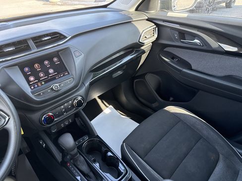 Used 2021 Chevrolet TrailBlazer LS image 22