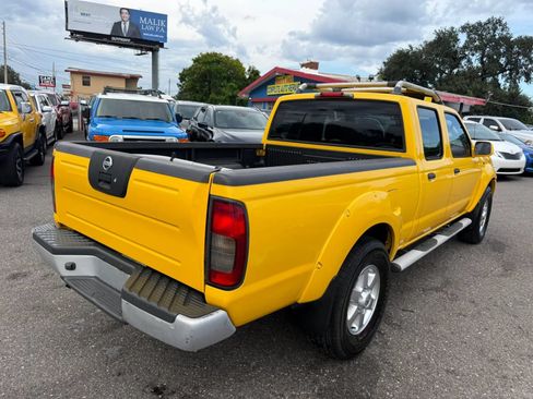 Used 2003 Nissan Frontier SE AWD/4WD image 5