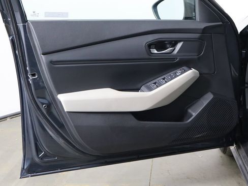 Used 2024 Honda Accord EX image 17