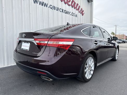 Used 2013 Toyota Avalon Limited image 30