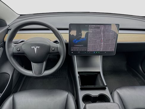 Used 2020 Tesla Model 3 Standard image 14