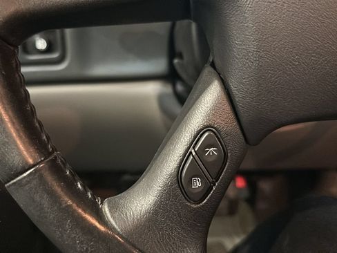 Used 2005 Chevrolet Tahoe LS AWD/4WD image 25