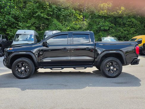 Used 2024 GMC Canyon Elevation w/ Trailering Package AWD/4WD image 4