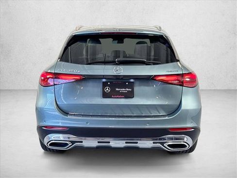 Used 2025 Mercedes-Benz GLC 350e 4MATIC image 6