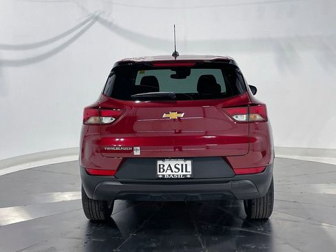 Used 2024 Chevrolet TrailBlazer LS w/ LS Convenience Package image 12